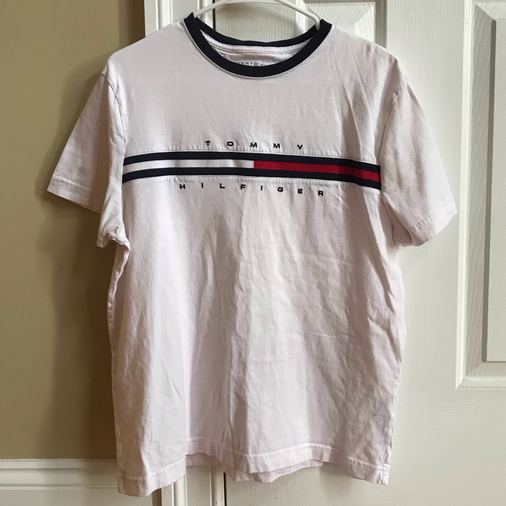 Essential Flag Logo Shirt